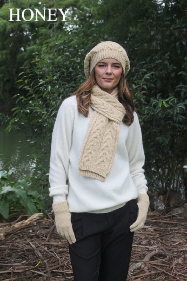 Alpaca Cable Beanie image 2